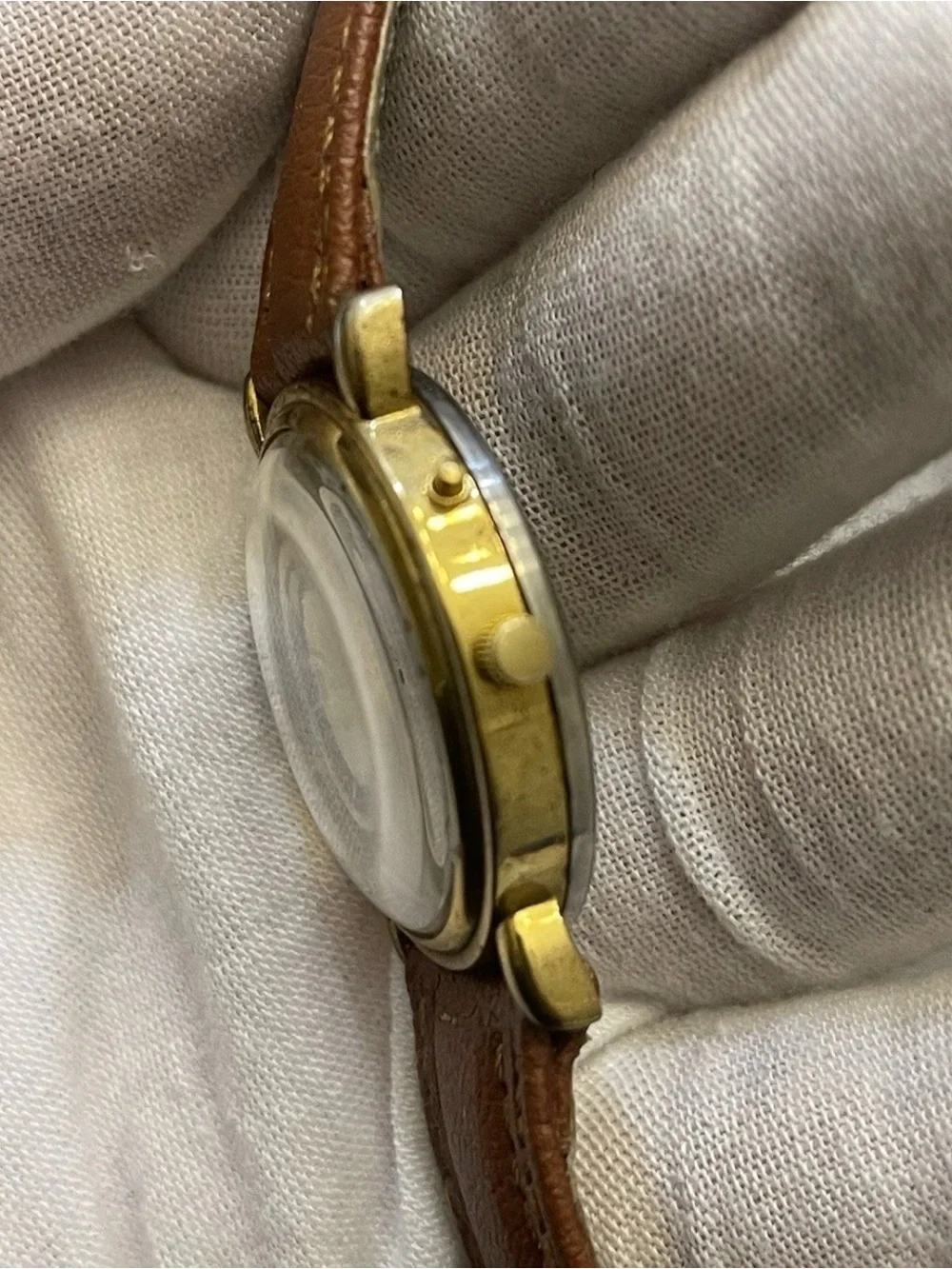 Vintage Lionel Legendary Collectible Train Watch Gold Tone Leather 33mm Men's